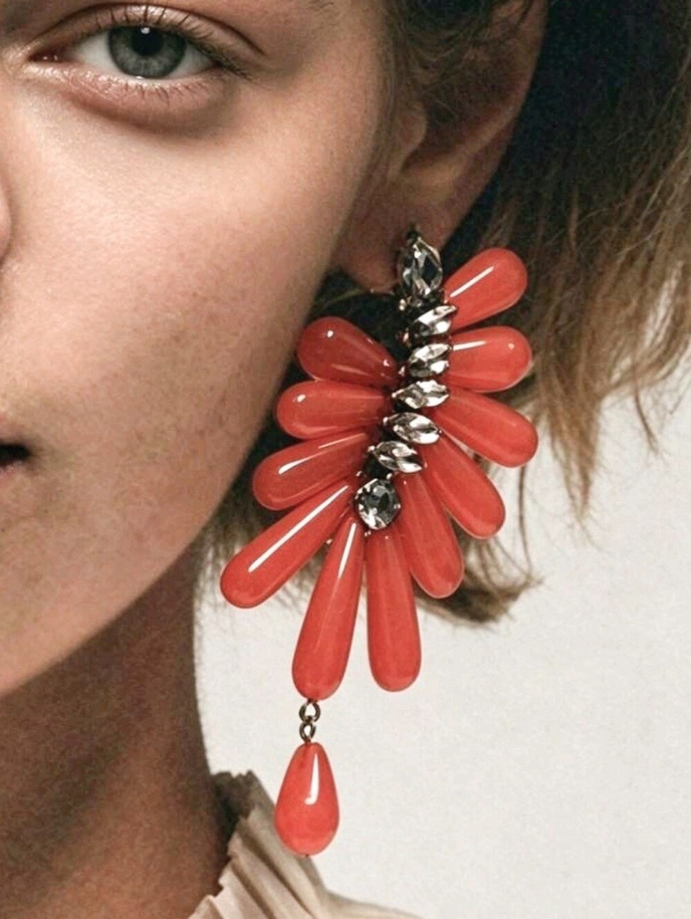 NEW! Bold Statement Coral Black Crystals Accent Drop Post Earrings